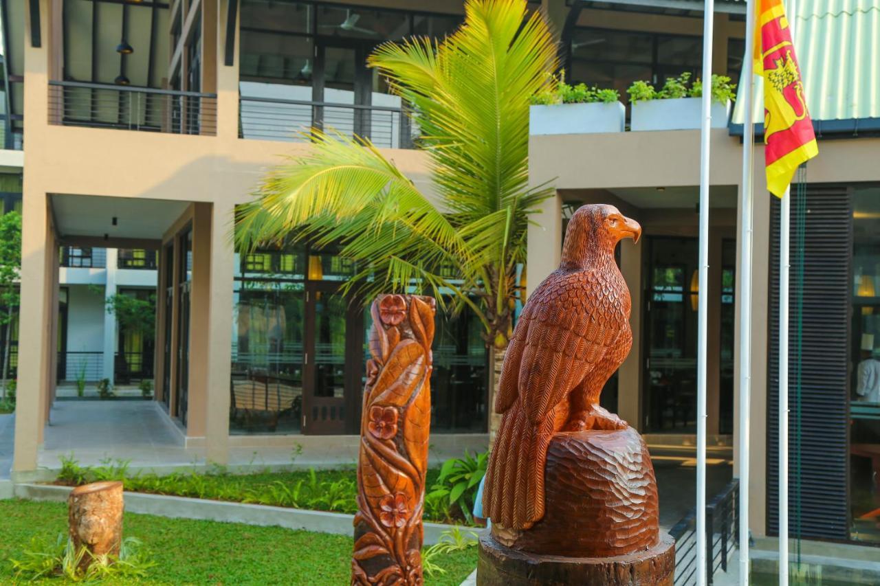 Oak Ray Wild Yala Otel Tissamaharama Dış mekan fotoğraf